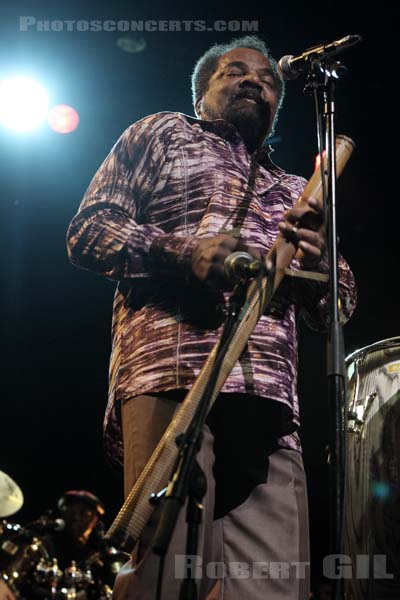 BONGA - 2010-02-04 - PARIS - L'Alhambra - 